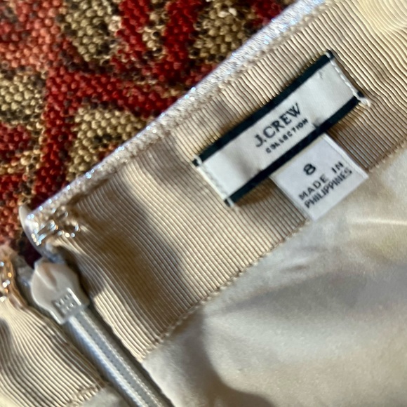 J. Crew Silver Mini Skirt with black buttons - Size 8 - Picture 3 of 6